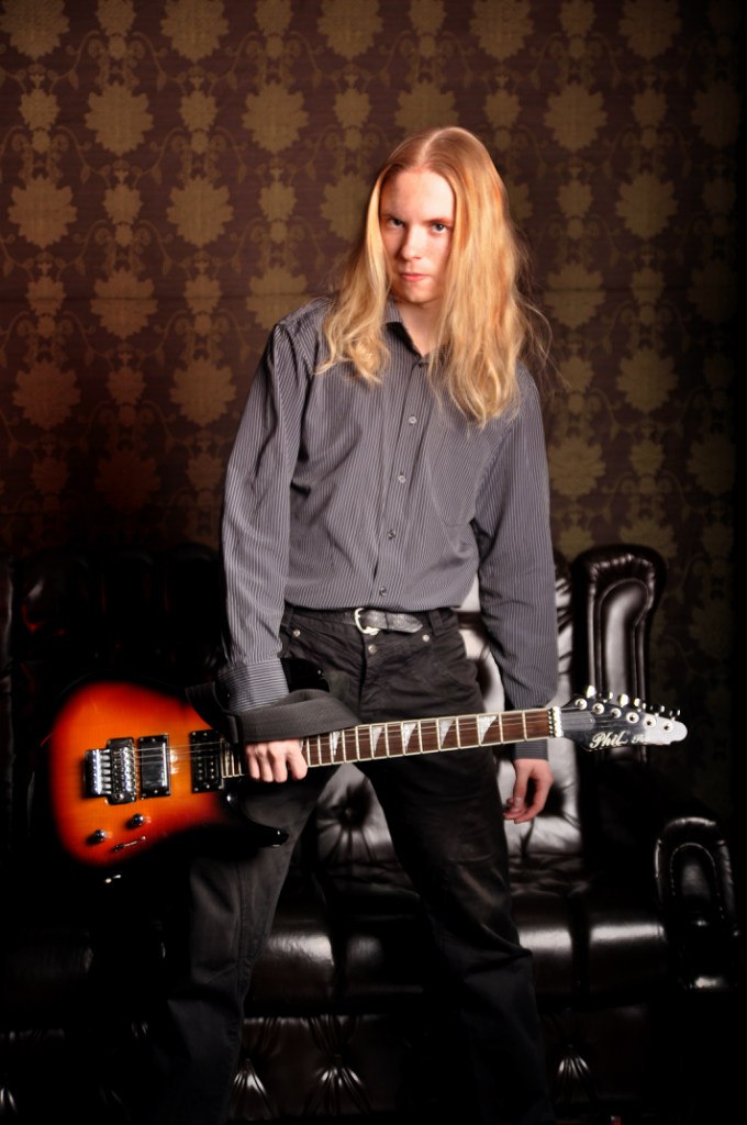  Alexander Buzmakov - Guitar Teacher