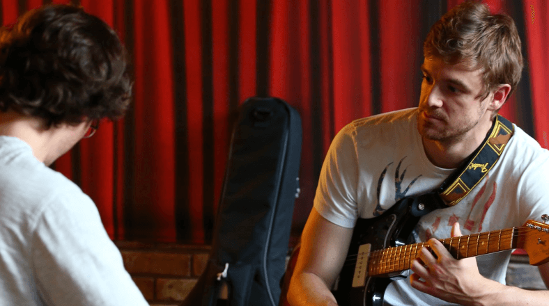 How To Teach Guitar