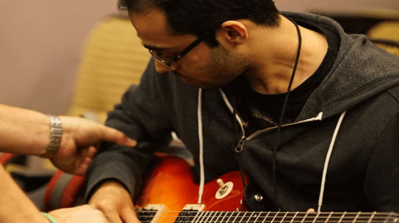 Become a great guitar teacher