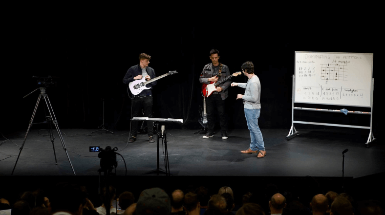 How To Build A Guitar Teaching Business