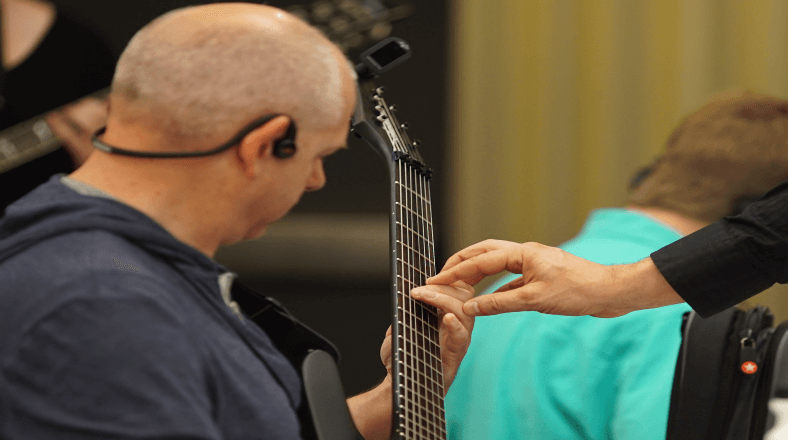How To Make Progress With Guitar Lessons