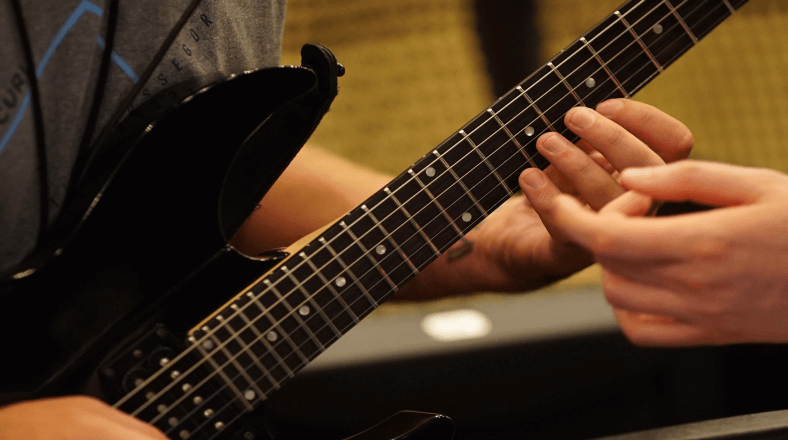 Play Legato Licks