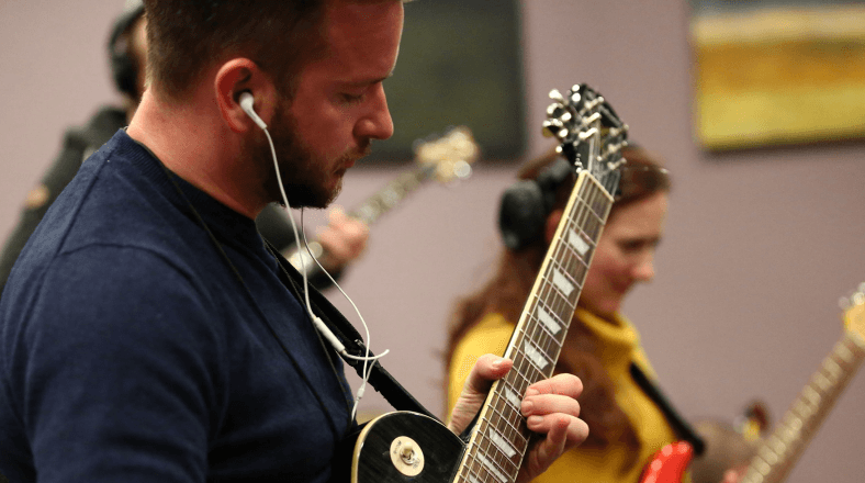 How To Play Guitar Live
