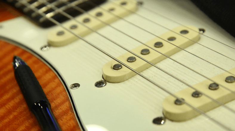 Teach guitar students