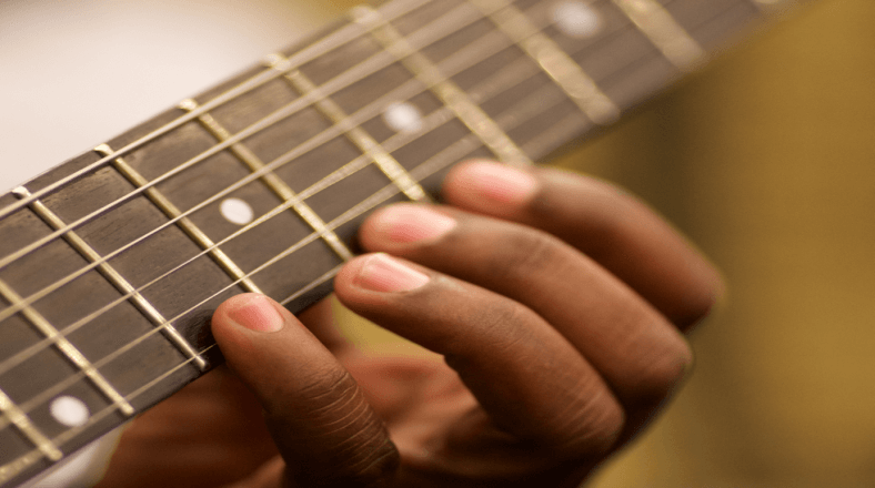 How to play lead guitar creatively