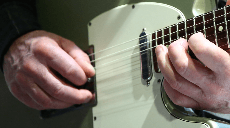 How To Play Guitar Solos
