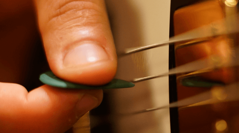 Play better guitar licks