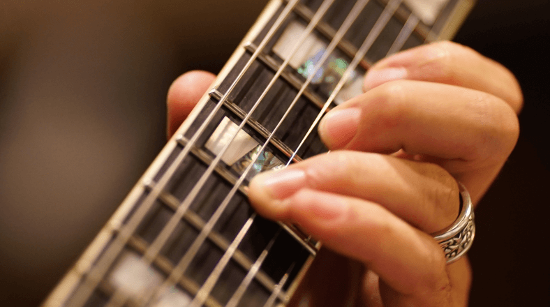 Learn fast guitar licks