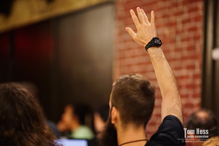 Learn how music instrustry works