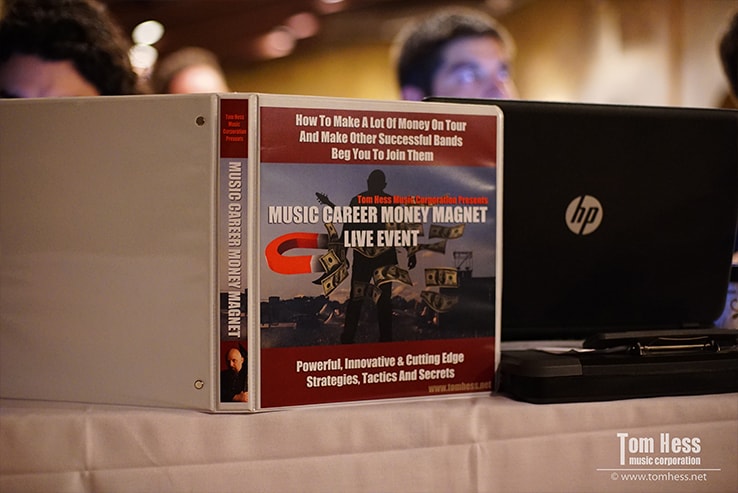 How to make money on tour