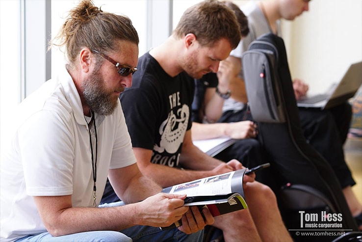 Guitar playing learning materials