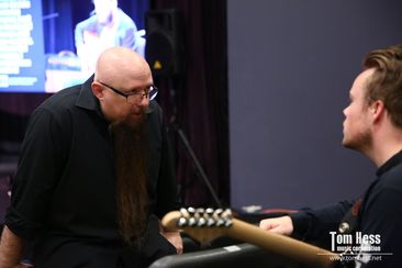Tom Hess teaches lead guitar
