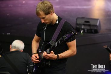 Guitar soloing masterclass