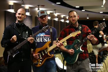 Meet with musicians from all over the world