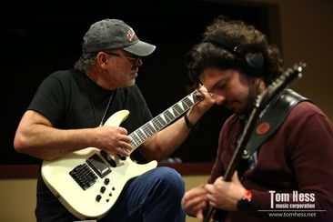 How to make guitar solo emotional