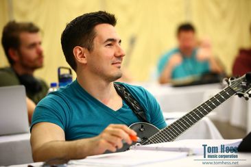 Discover new approaches to writing songs