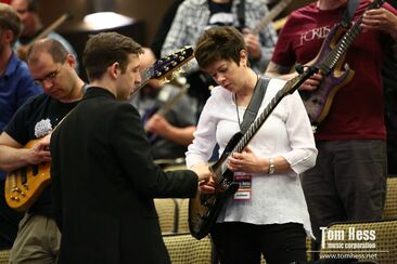 How to play guitar slides