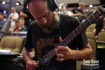 Live guitar training event