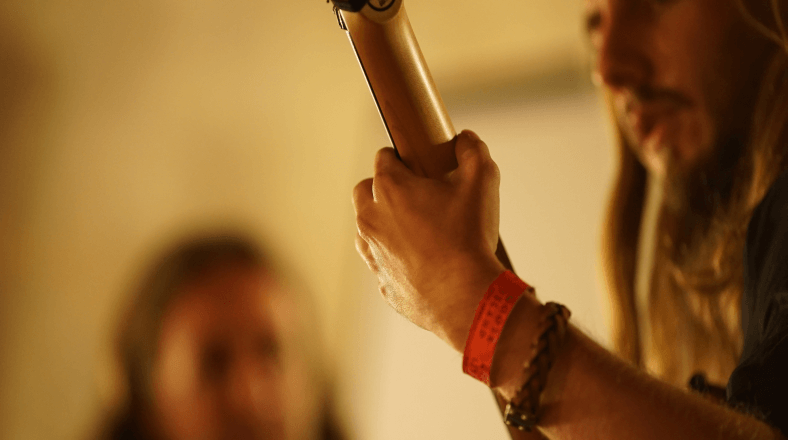 Play guitar without mistakes