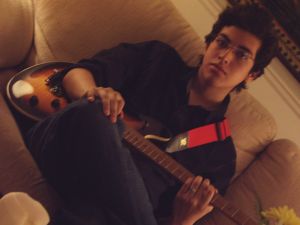  Alexander Brizuela - Guitar Student Of Tom Hess