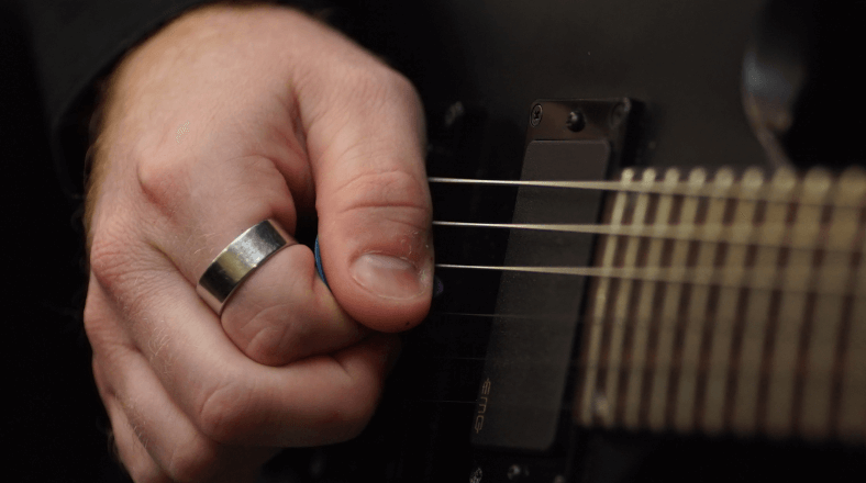 Rhythm guitar playing